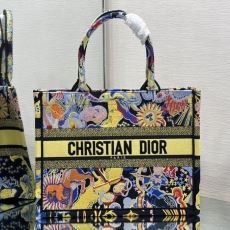 Christian Dior Shopping Bags